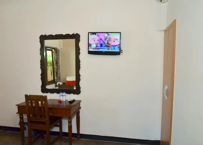 Hotel Indi 2*