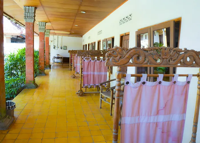 Indi Hotel